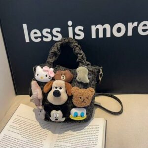 Hand-held water bucket bag