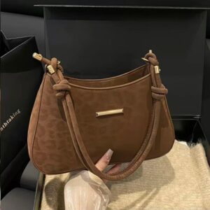 Single shoulder handbag