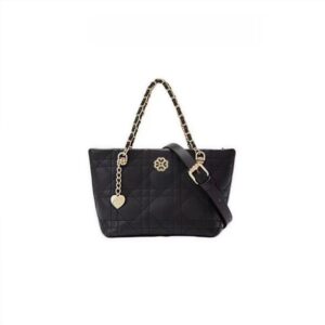 Diamond-patterned bag