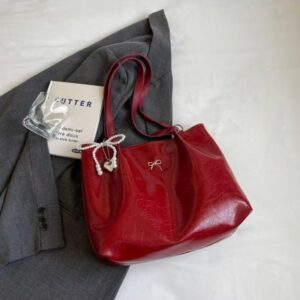 Single shoulder tote bag