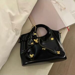 Single shoulder cross-body bag