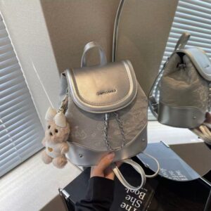 Fashionable shoulder bag